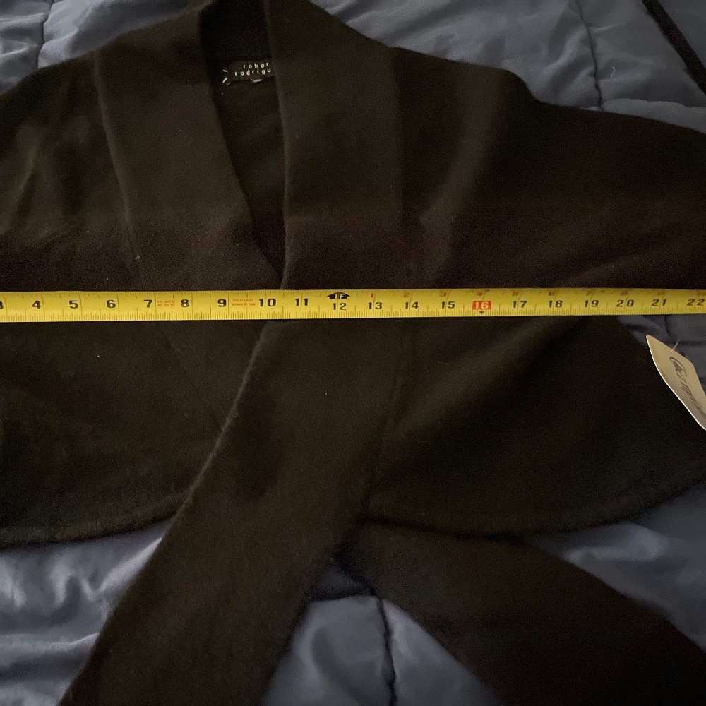 Robert Rodriguez 100% cashmere  NWOT black tie shrug cardigan